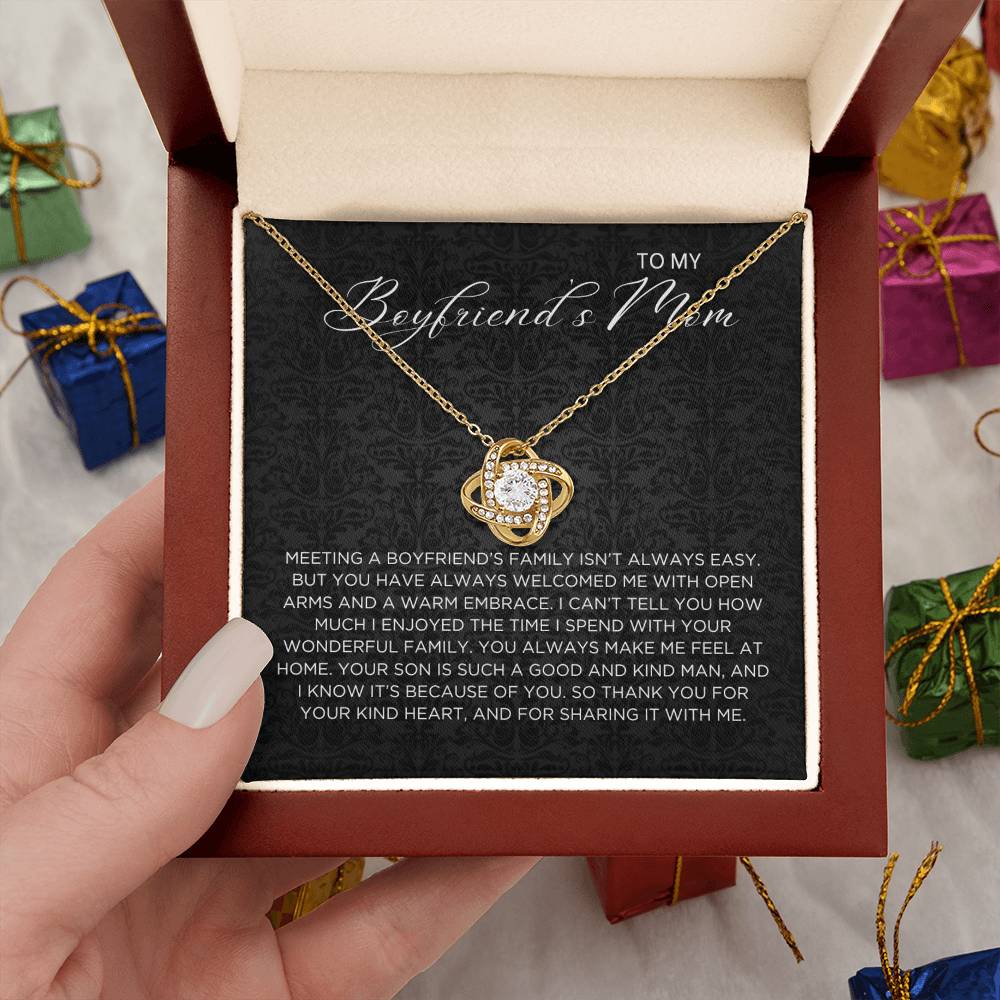 Boyfriend's family Necklace - Gift from Girlfriend To Boyfriend's Mom, gift from girlfriend, gift for Boyfriend's Mom