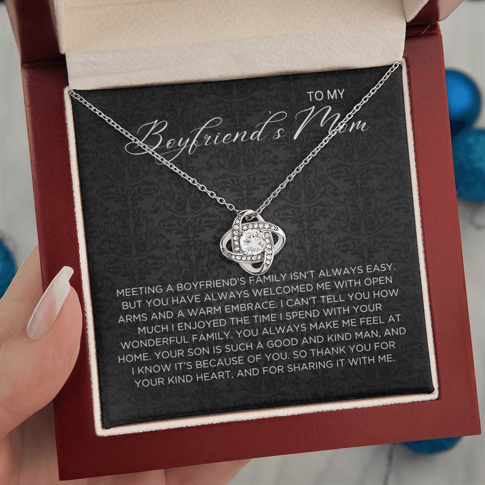 Boyfriend's family Necklace - Gift from Girlfriend To Boyfriend's Mom, gift from girlfriend, gift for Boyfriend's Mom