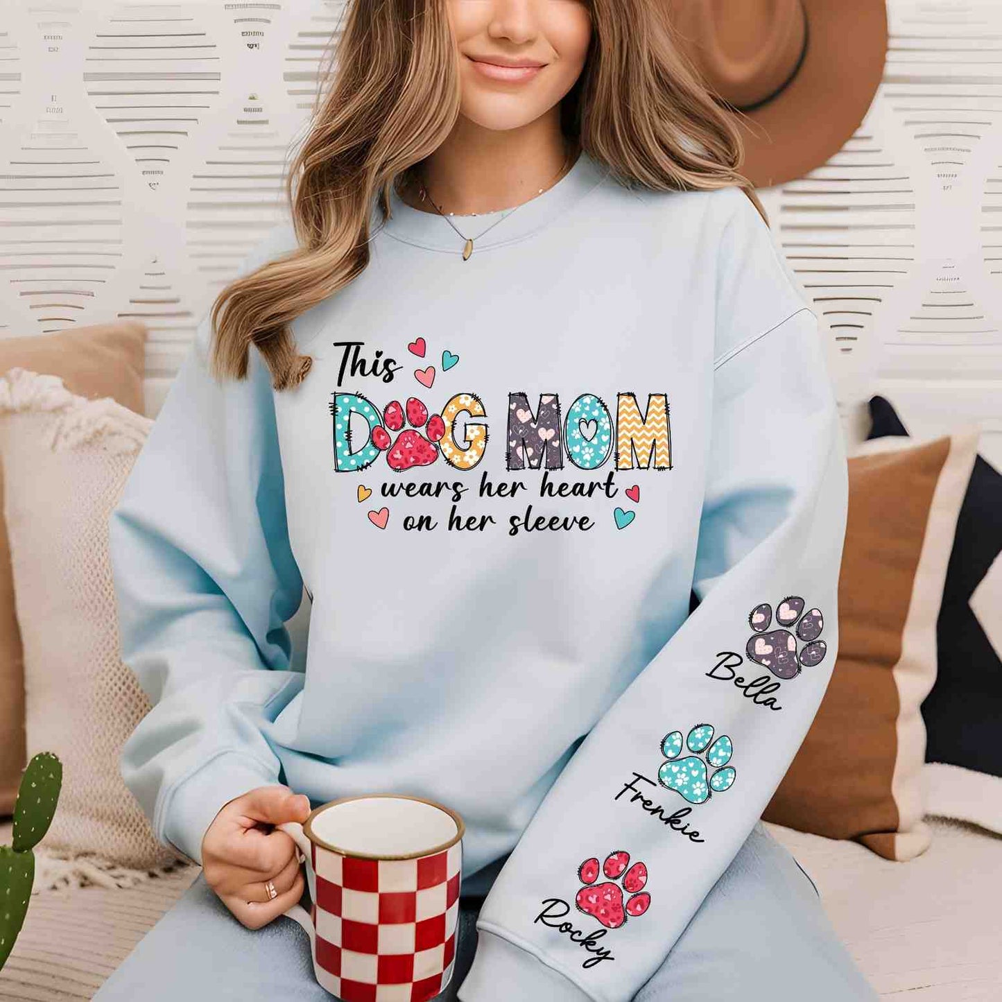 Dog Mom Crewneck Sweatshirt [New Arrival]