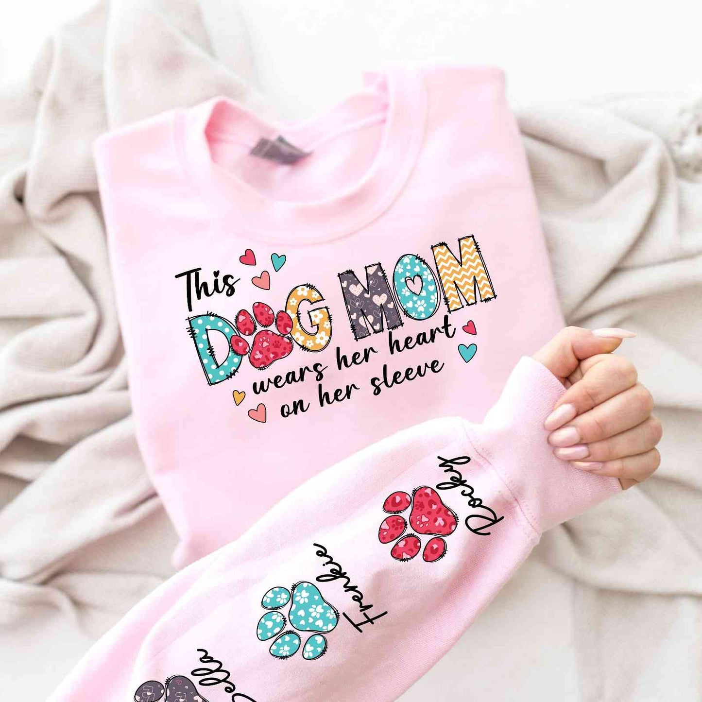 Dog Mom Crewneck Sweatshirt [New Arrival]