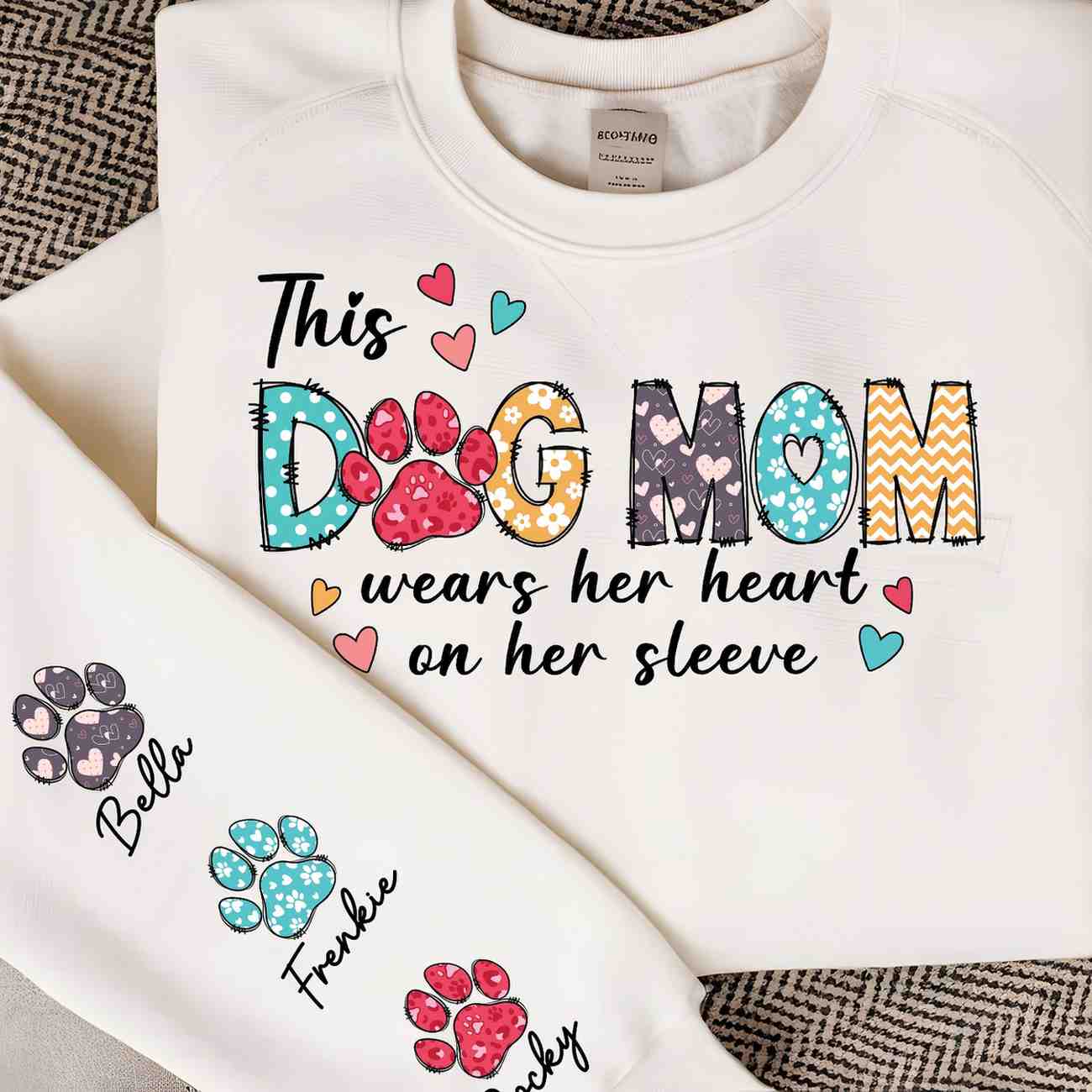 Dog Mom Crewneck Sweatshirt [New Arrival]
