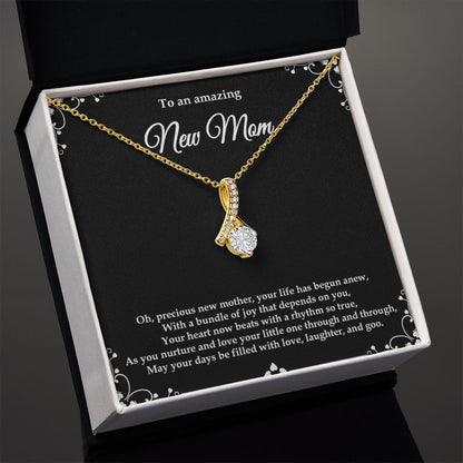 Bundle of joy - Alluring Beauty necklace - 18k White and Gold