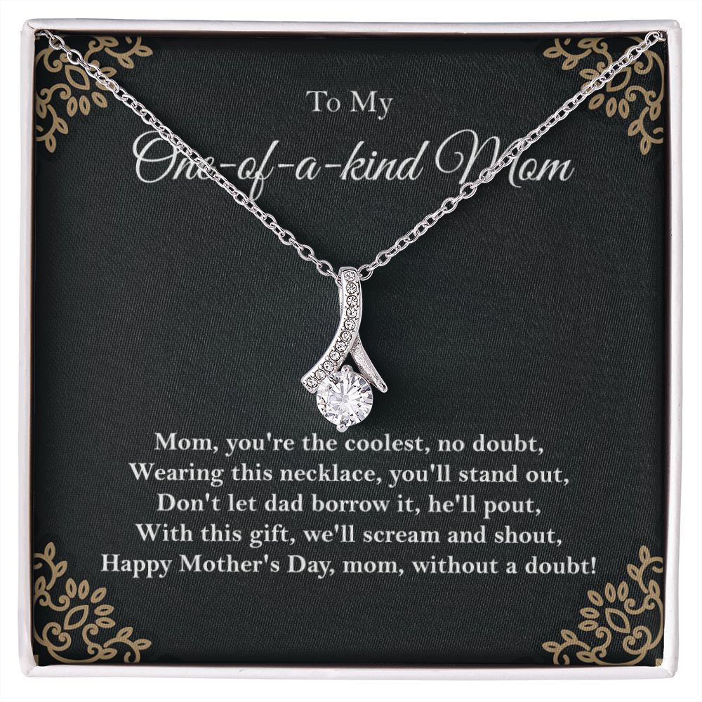 One-of-a-kind Mom Alluring Beauty necklace - 18k White and Gold