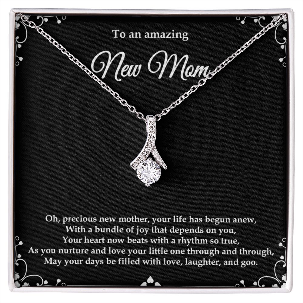 Bundle of joy - Alluring Beauty necklace - 18k White and Gold