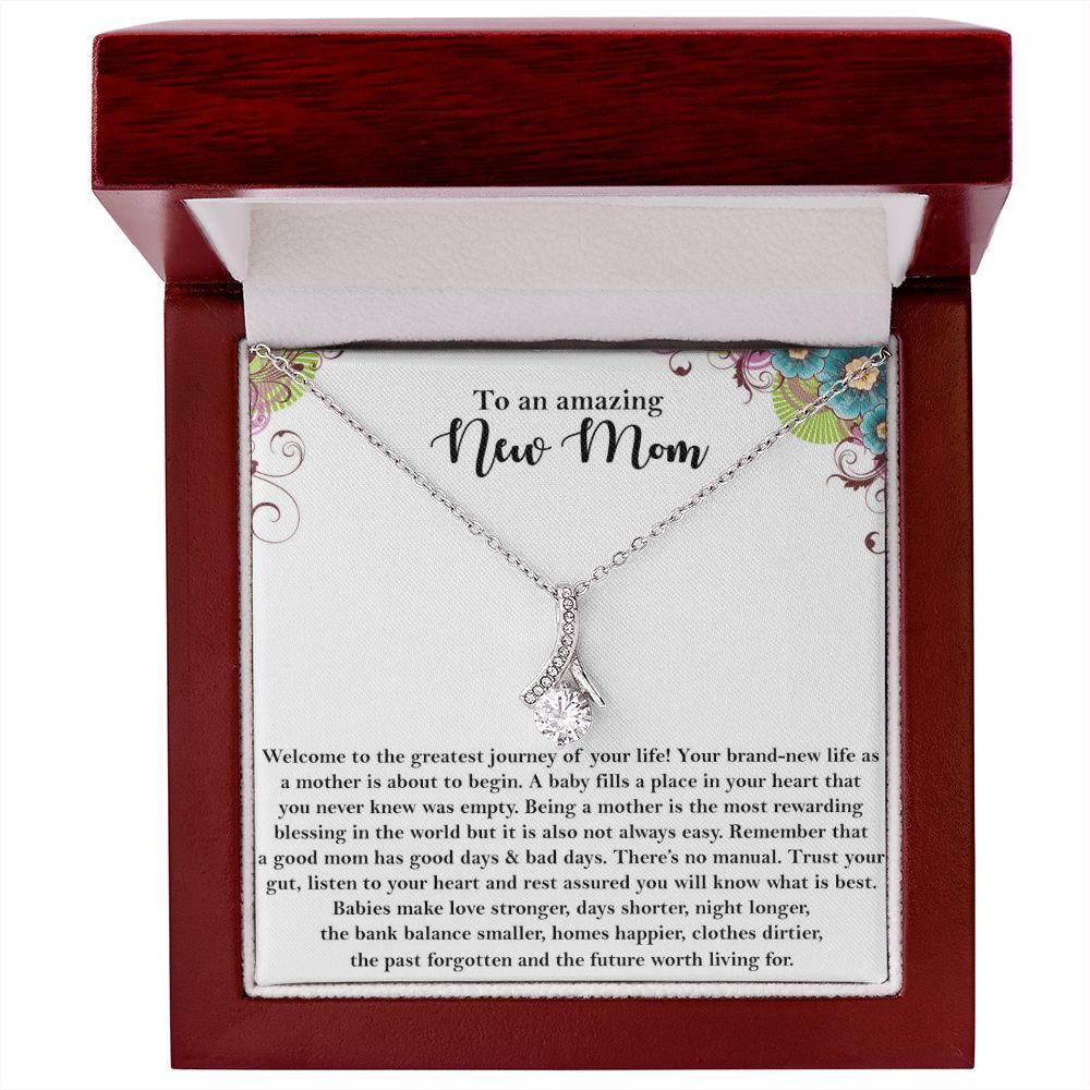 New MOM  Alluring Beauty necklace - 18k White and Gold