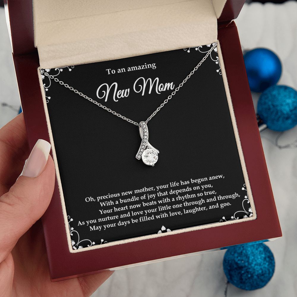 Bundle of joy - Alluring Beauty necklace - 18k White and Gold