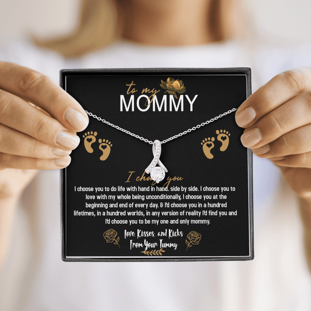 Love Kisses & Kicks - ALLURING BEAUTY Necklace - Touch Of Divine